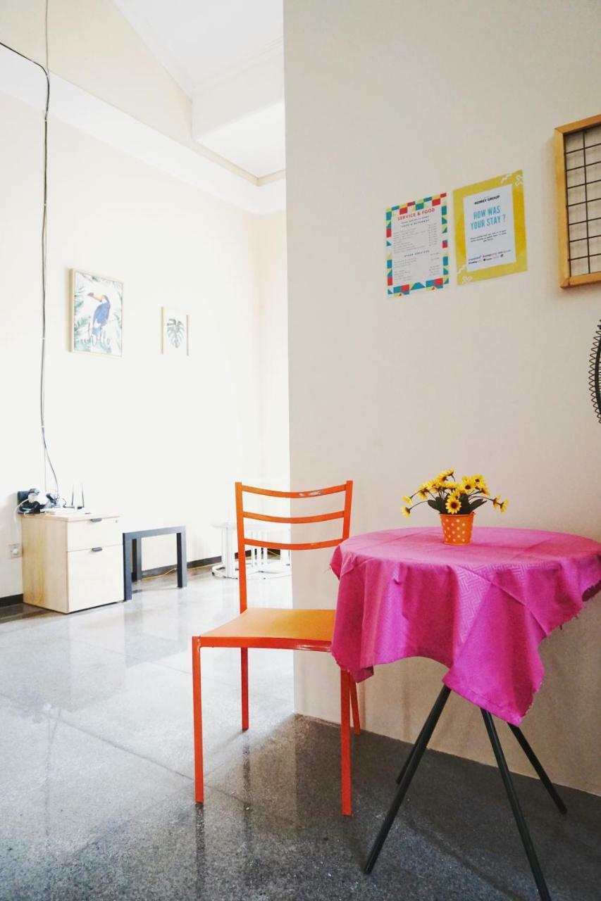 Green Surabaya Homey Exterior photo